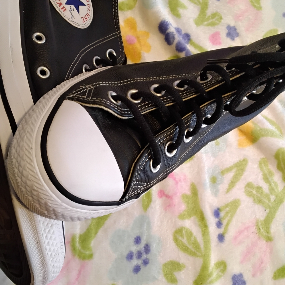 Converse Unisex black high top leather sneakers men's size 6.5 Women’s 8.5 8 1/2 - Picture 4 of 6
